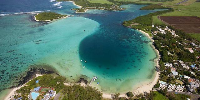 The blue bay beach mauritius maurice (1)